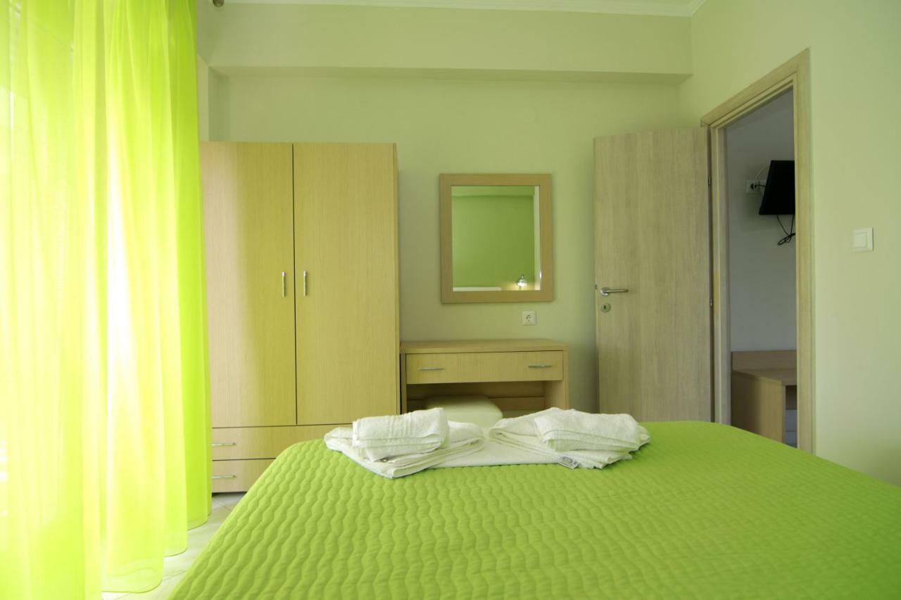 Mavridis Rooms 2 Nikiti  Exteriör bild